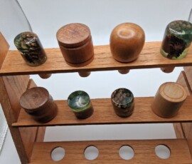 <span style="font-size: 25px;">
Wine Stoppers</span>